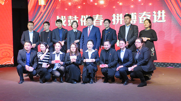 熱烈祝賀飛龍醫(yī)療2018年度各獲獎(jiǎng)人員及獲獎(jiǎng)集體